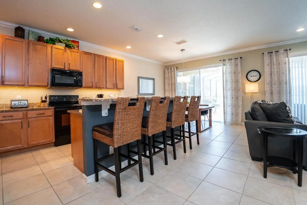 4369Ac- Lakeview Retreat Davenport 0*,  USA